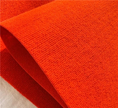 Covoraș cu ușă cu dungi duble